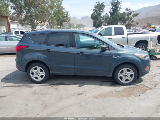 1FMCU0F7XKUB11720 Ford ESCAPE S