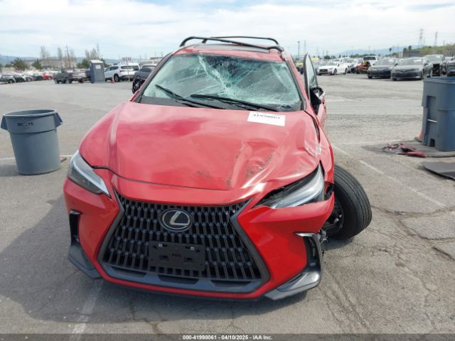 2T2GKCEZ7RC025509 Lexus Nx 350h Premium