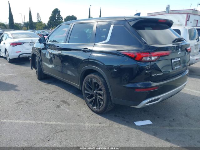 2023 MITSUBISHI OUTLANDER JA4J3UA8XPZ038696 Photo 2