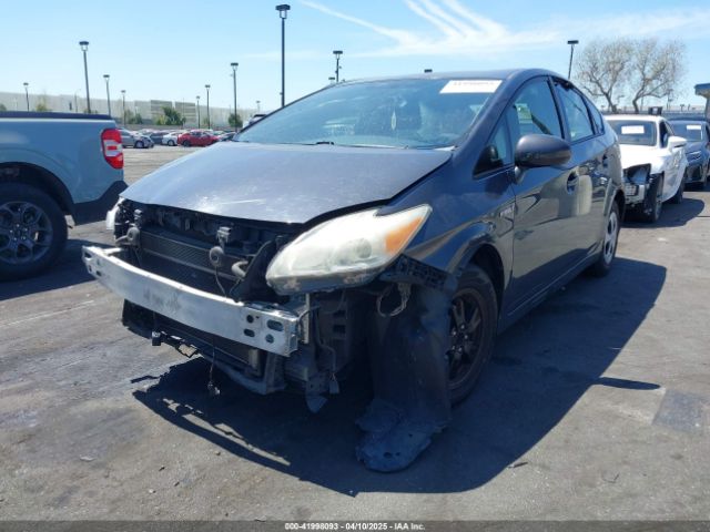 JTDKN3DUXE1770104 Toyota Prius Two