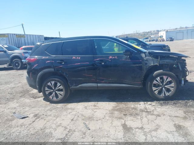 JN8AT3BB8MW218030 Nissan Rogue Sv Intelligent Awd