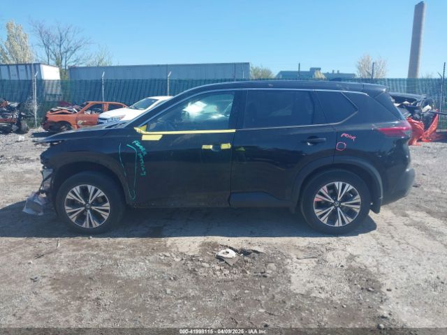 JN8AT3BB8MW218030 Nissan Rogue Sv Intelligent Awd