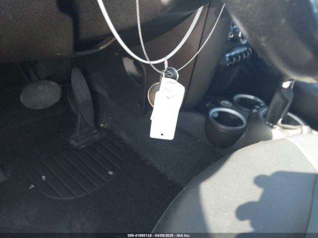 2013 MINI CONVERTIBLE WMWZN3C58DT568824 Photo 10
