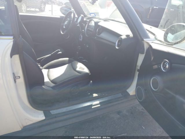 2013 MINI CONVERTIBLE WMWZN3C58DT568824 Photo 4