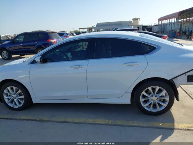 1C3CCCCB0FN525031 Chrysler 200 C