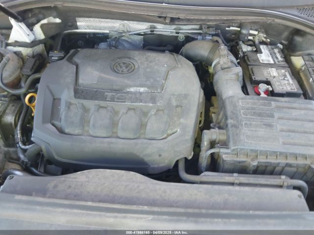 3VV1B7AX5JM043090 Volkswagen Tiguan 2.0t S