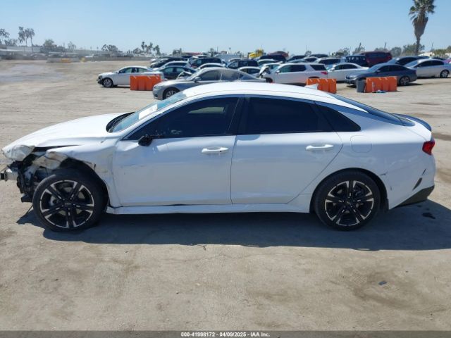 5XXG64J28NG112507 KIA K5 Gt-line
