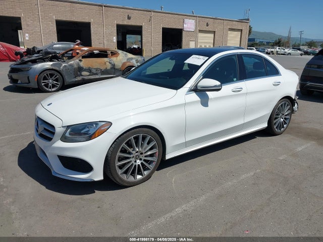 55SWF4JB5HU227454 Mercedes-Benz C 300 Luxury/sport