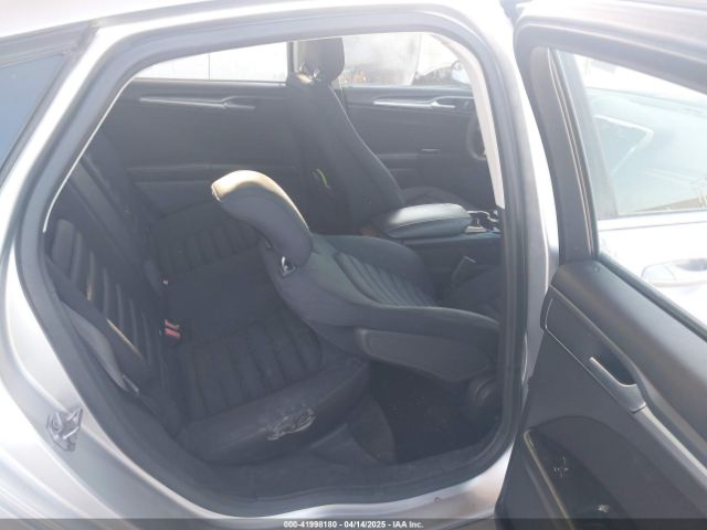 3FA6P0LU2ER319451 Ford Fusion Hybrid Se