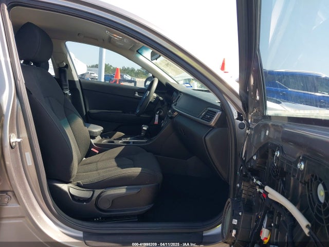 5XXGT4L37HG144321 KIA Optima Lx