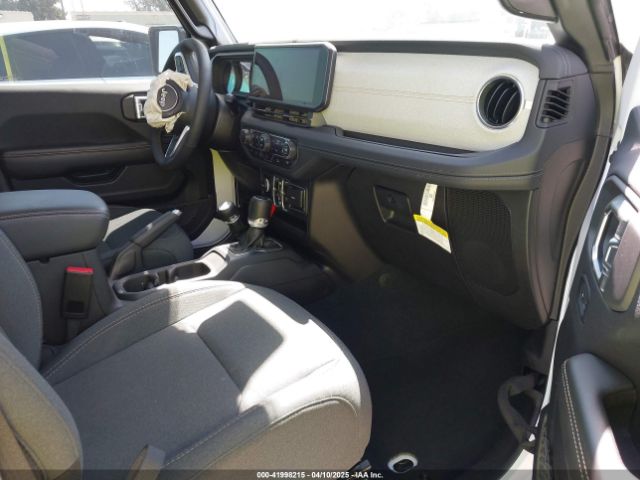 2024 JEEP WRANGLER 4XE 1C4RJXP61RW126904 Photo 4