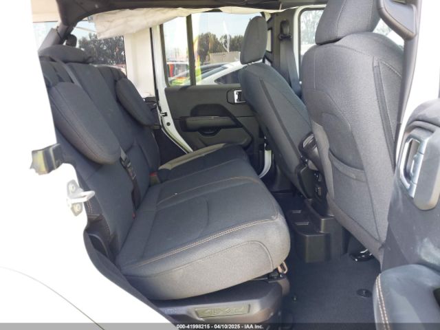 2024 JEEP WRANGLER 4XE 1C4RJXP61RW126904 Photo 7