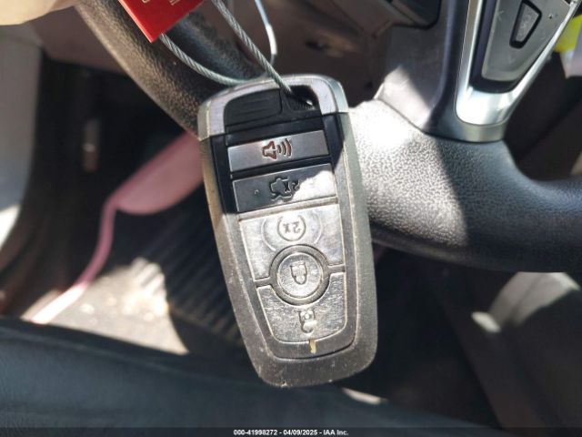 3FA6P0HD6JR160940 Ford FUSION SE