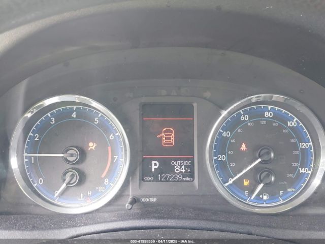 2T1BURHE7JC977029 Toyota COROLLA LE