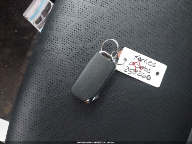 KNDERCAA2R7652904 KIA SELTOS EX
