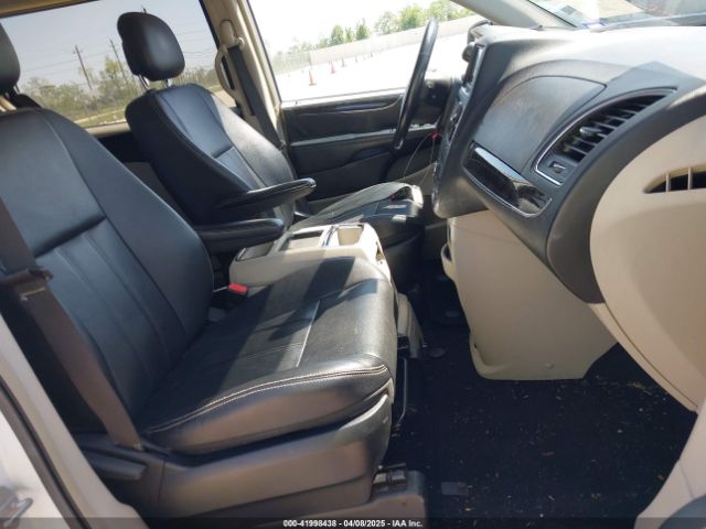 2C4RC1BG5FR695914 Chrysler Town & Country Touring