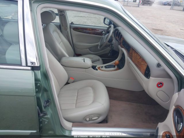 1999 JAGUAR XJ8 SAJHX6047XC860394 Photo 4