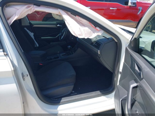 2021 VOLKSWAGEN JETTA 3VWC57BU8MM035618 Photo 4