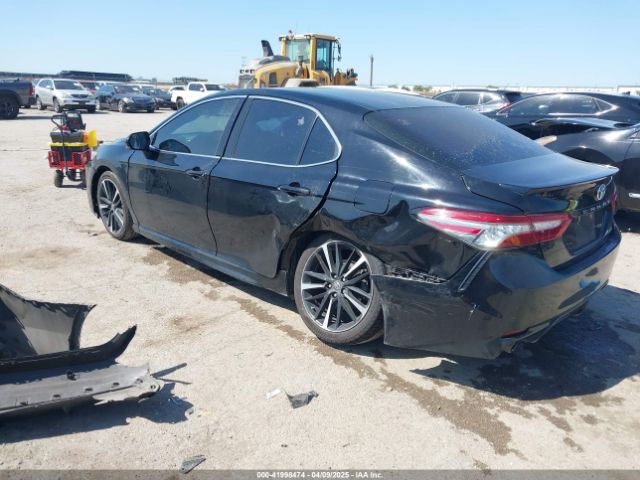 4T1B61HK6JU067324 Toyota CAMRY XSE