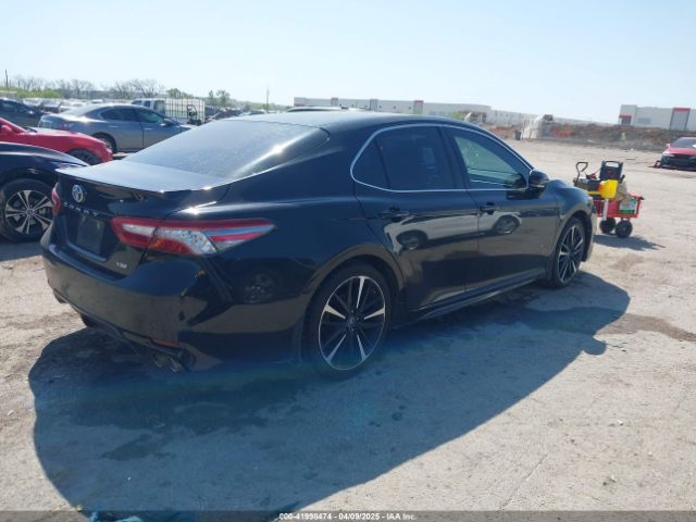 4T1B61HK6JU067324 Toyota CAMRY XSE