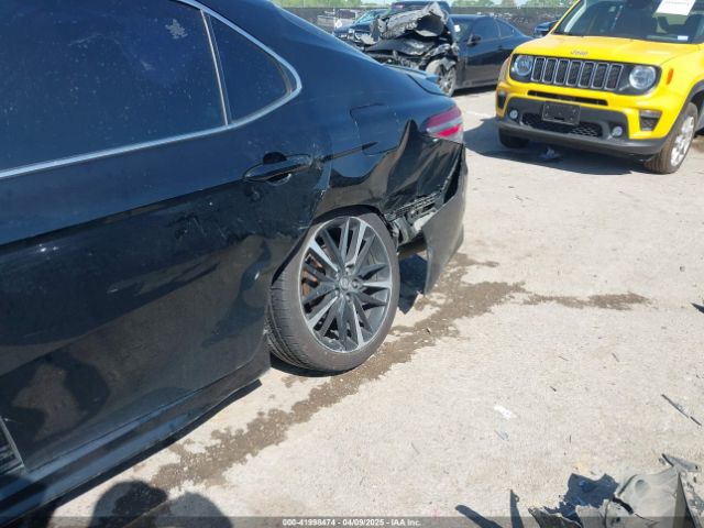 4T1B61HK6JU067324 Toyota CAMRY XSE