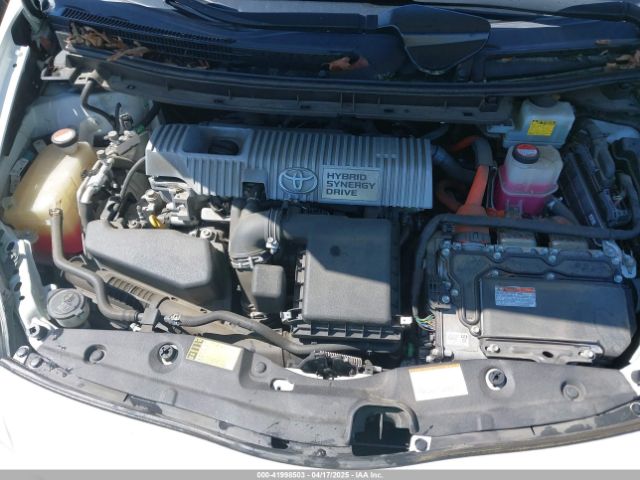 JTDKN3DU8F0440839 Toyota Prius Two