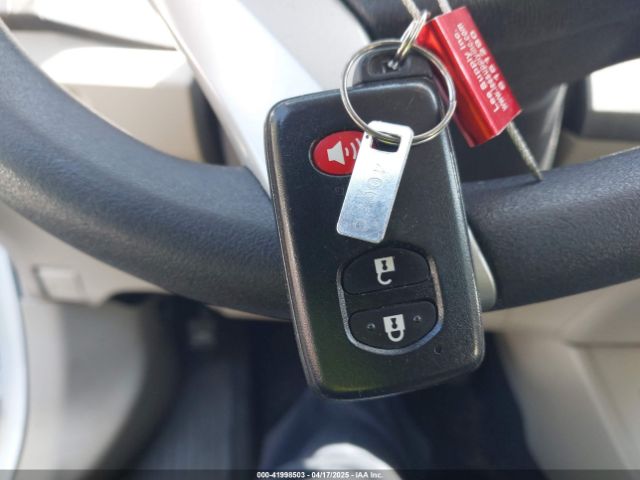 JTDKN3DU8F0440839 Toyota Prius Two
