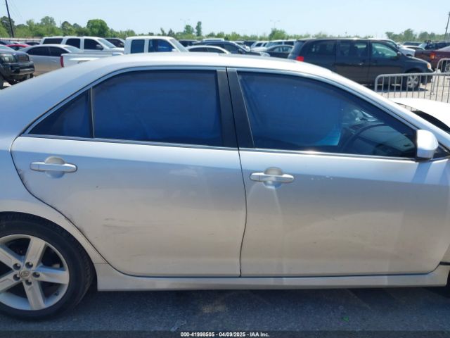 4T1BF1FK5EU840812 Toyota CAMRY SE