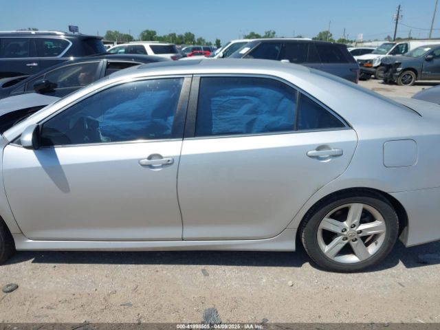 4T1BF1FK5EU840812 Toyota CAMRY SE
