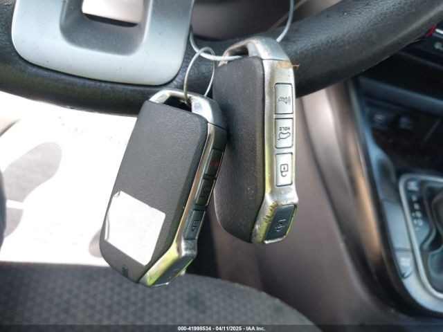 KNDJ23AU4L7721807 KIA SOUL LX