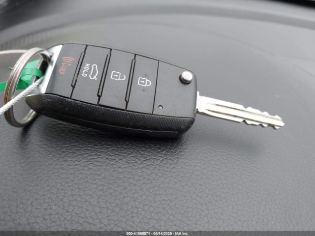 KNAFX4A87G5473485 KIA FORTE EX