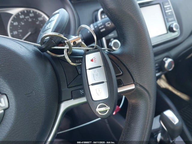 3N1CP5BV7NL495440 Nissan Kicks S Xtronic Cvt