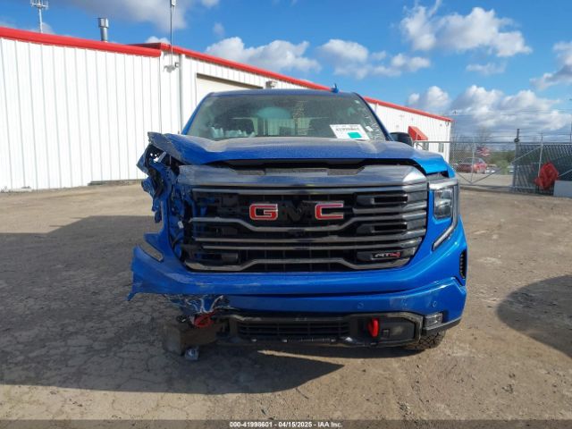 1GTUUEE8XRZ214830 GMC Sierra 1500 4wd  Short Box At4
