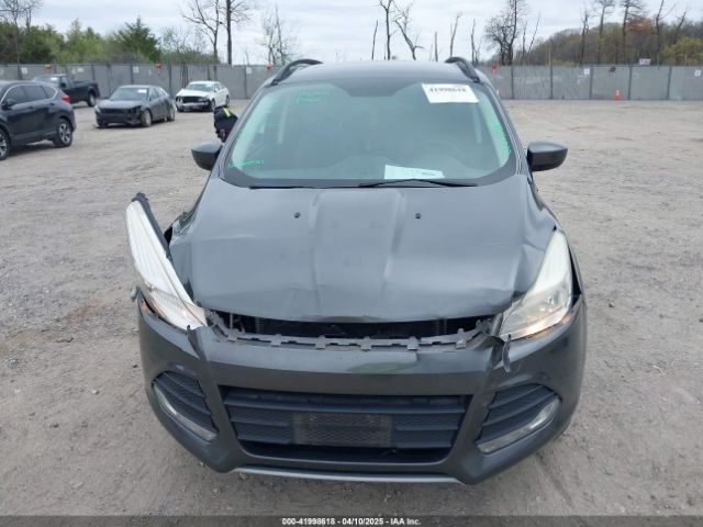 1FMCU9G93GUC83583 Ford ESCAPE SE