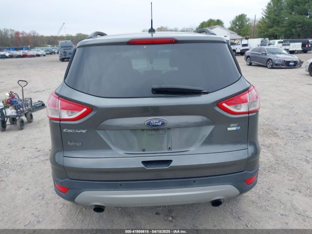 1FMCU9G93GUC83583 Ford ESCAPE SE