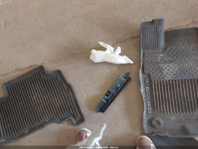 JTEMU5JR0M5902037 Toyota 4RUNNER SR5