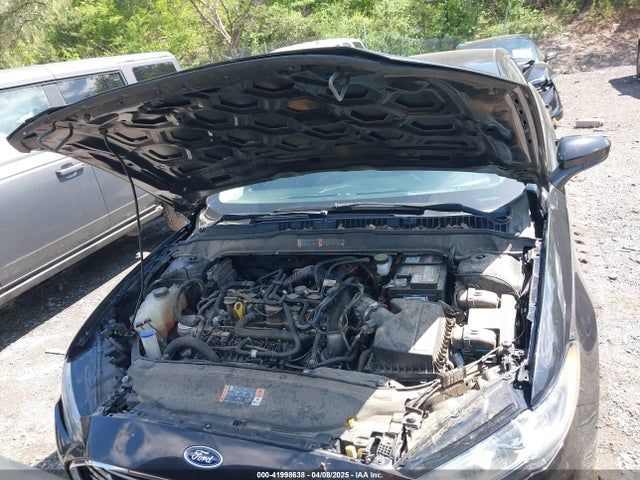 3FA6P0HD8KR159354 Ford FUSION SE