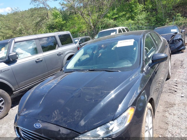 3FA6P0HD8KR159354 Ford FUSION SE