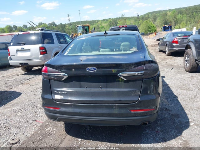 3FA6P0HD8KR159354 Ford FUSION SE