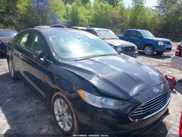 3FA6P0HD8KR159354 Ford FUSION SE
