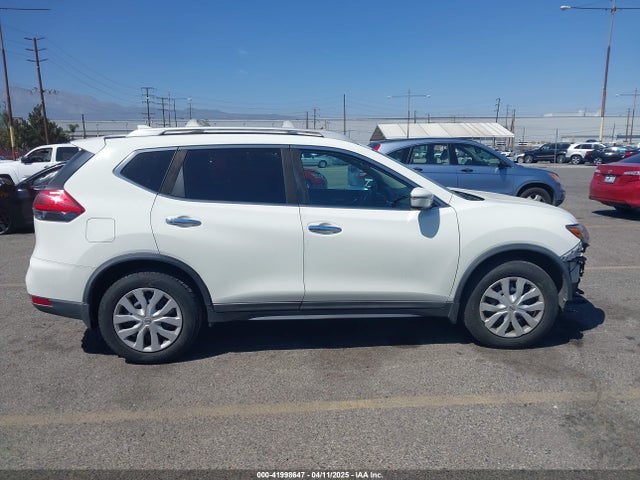Nissan ROGUE S 2017 5N1AT2MT1HC838569 Image 14