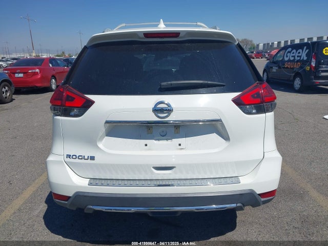 Nissan ROGUE S 2017 5N1AT2MT1HC838569 Image 17