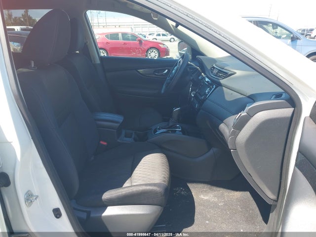 Nissan ROGUE S 2017 5N1AT2MT1HC838569 Image 5