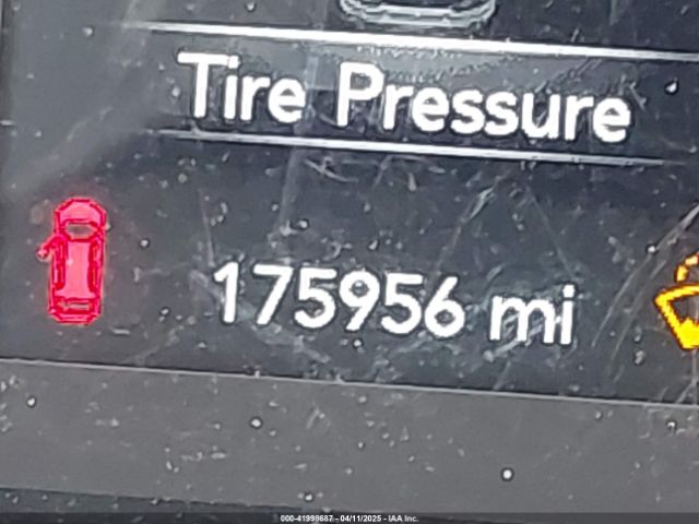 1C4PJMLB9MD140076 Jeep Cherokee Altitude 4x4