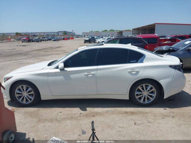 JN1EV7AP1HM743995 Infiniti Q50 3.0t Premium
