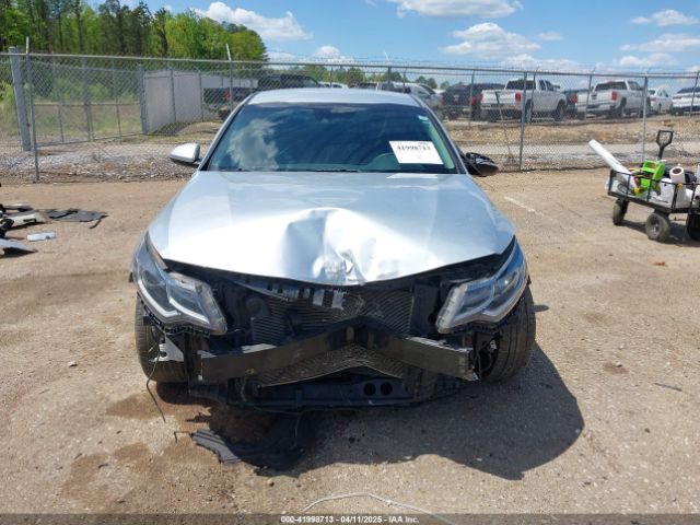 5XXGT4L32KG282081 KIA Optima Lx