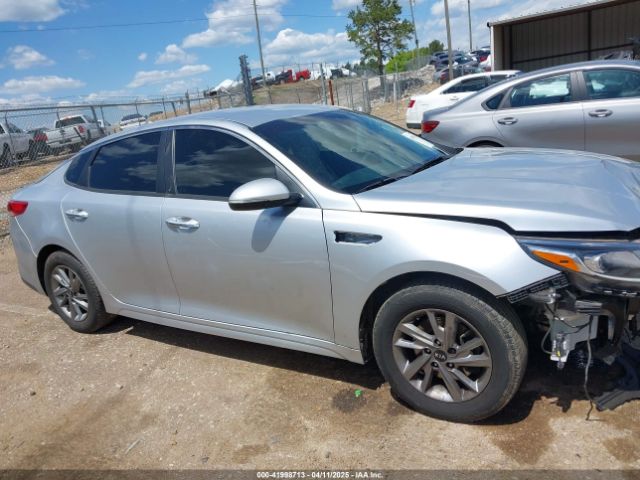 5XXGT4L32KG282081 KIA Optima Lx