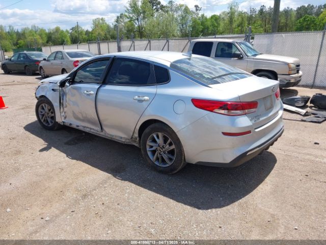 5XXGT4L32KG282081 KIA Optima Lx