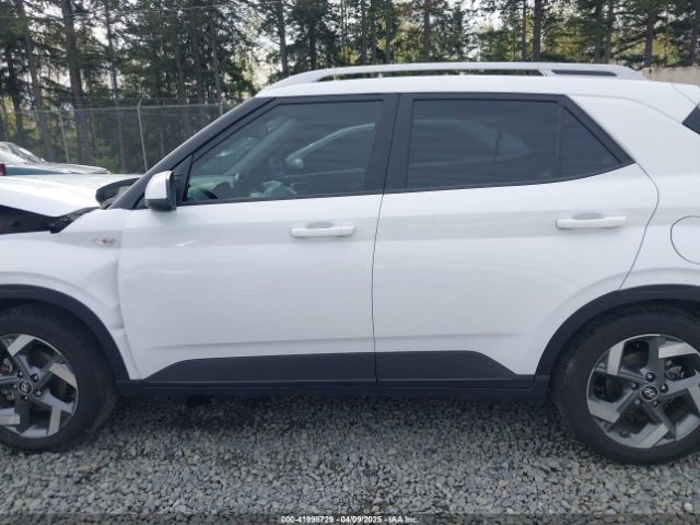KMHRC8A31NU132315 Hyundai Venue Sel