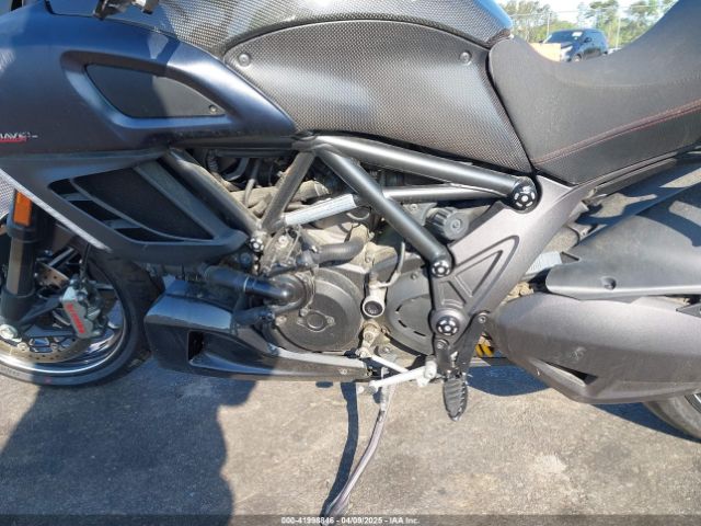 2011 DUCATI DIAVEL ZDM13BLW0BB000860 Photo 8